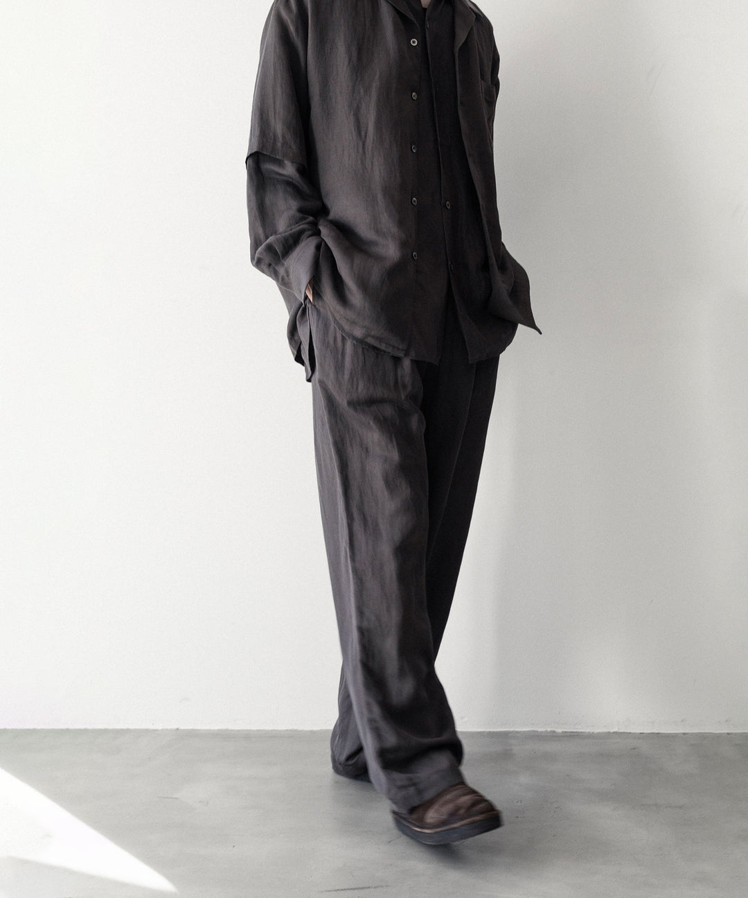 【ssstein】VIS/LI TWILL WIDE EASY TROUSERS - KHAKI