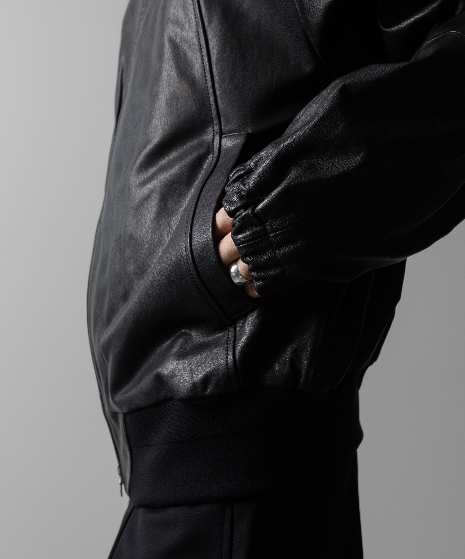 ssstein(シュタイン)の24AWコレクション LEATHER ZIP SHORT JACKET - BLACK 公式通販サイトsession福岡セレクトショップ