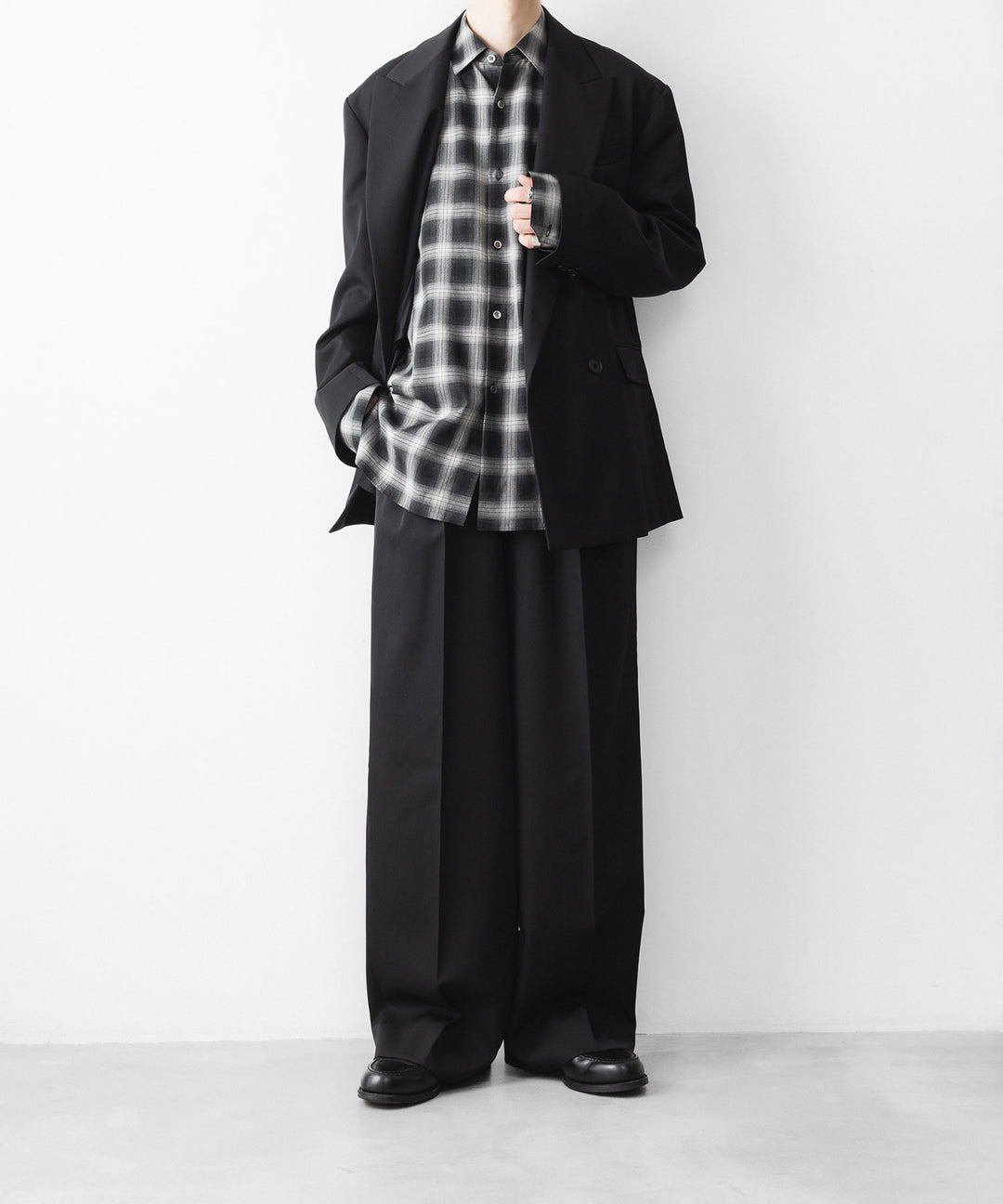 ssstein(シュタイン)のCOTTON VISCOSE OVERSIZED LS SHIRT - BLACK OMBREの公式通販サイトsession福岡セレクトショップ
