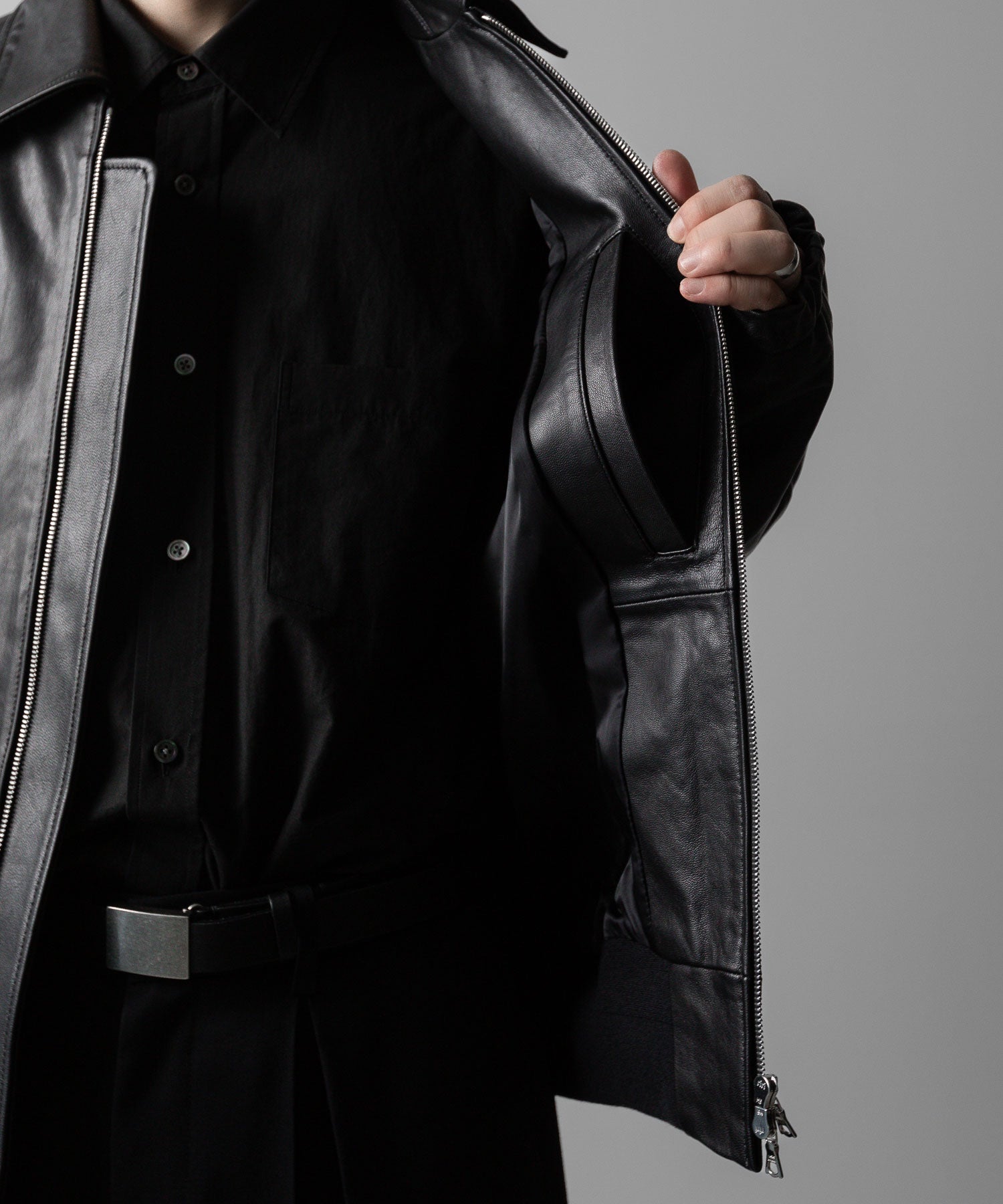 ssstein(シュタイン)の24AWコレクション LEATHER ZIP SHORT JACKET - BLACK 公式通販サイトsession福岡セレクトショップ