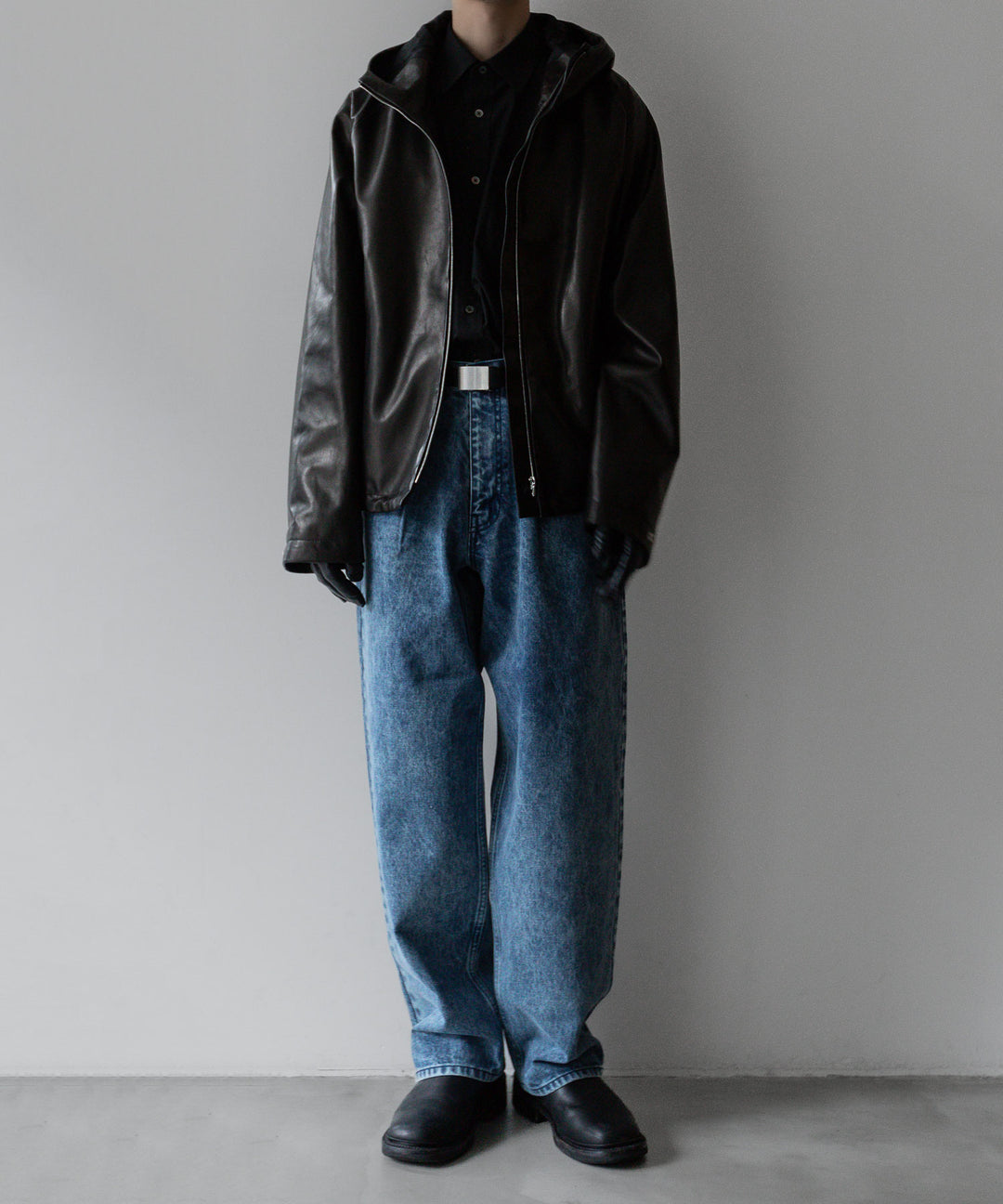 stein(シュタイン)の24SSコレクションCHEMICAL BLEACHED DENIM JEANSのINDIGO