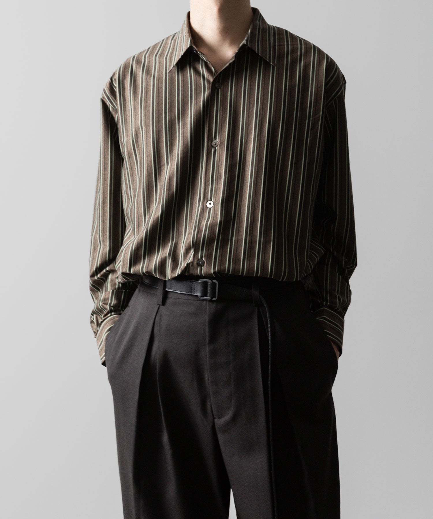 KANEMASA PHIL. カネマサフィルの46G MODEST STRIPE SHIRT - CHARCOAL BEIGEの公式通販サイトsession福岡セレクトショップ