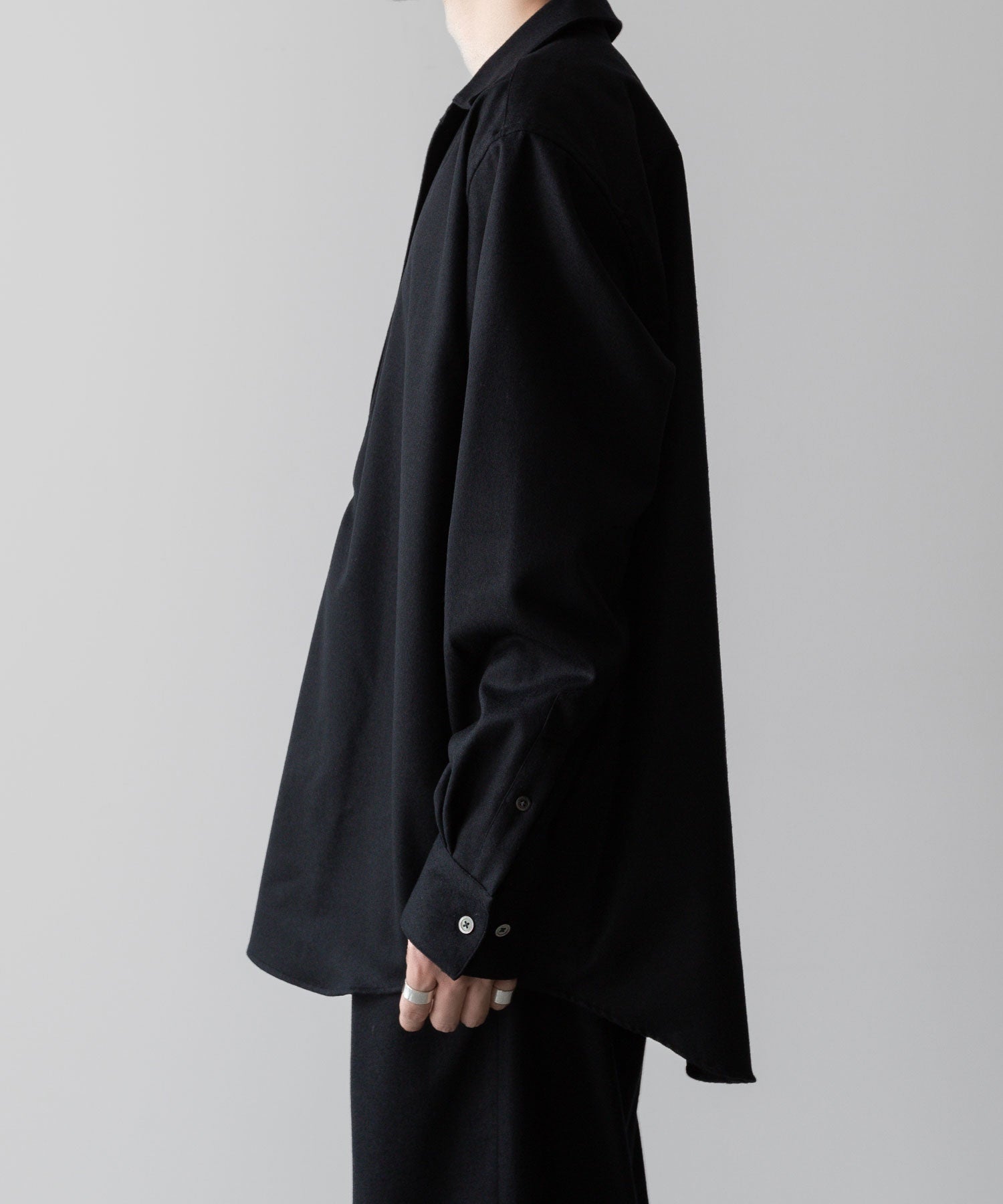 ssstein(シュタイン)の24AWコレクション OVERSIZED SKIPPER SHIRT (WOOL) - BLACK 公式通販サイトsession福岡セレクトショップ