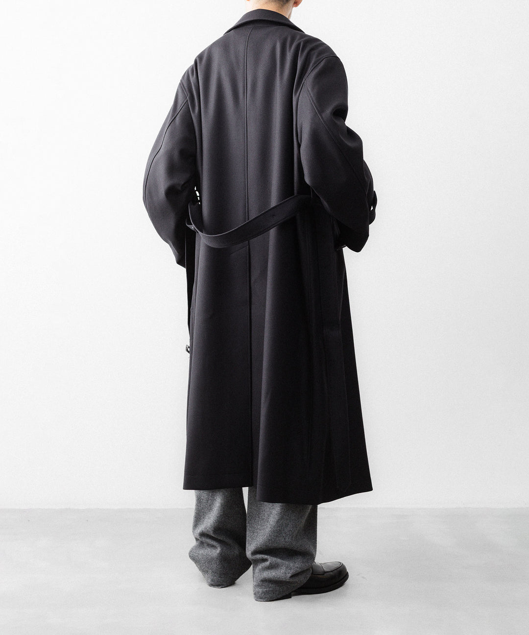 ssstein(シュタイン)のWOOL MELTON OVERSIZED DOUBLE BREASTED COAT - DARK CHARCOALの公式通販サイトsession福岡セレクトショップ