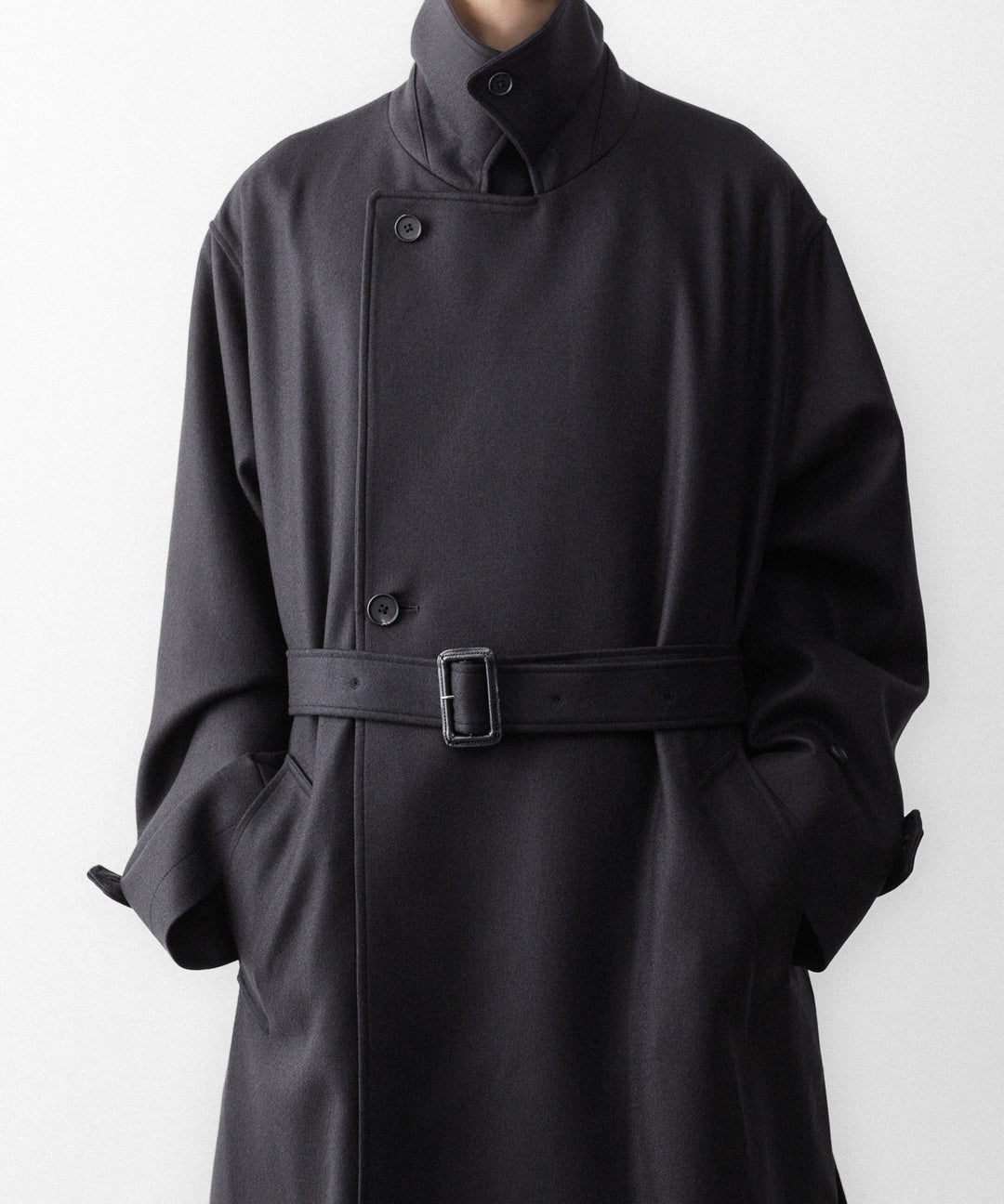 ssstein(シュタイン)のWOOL MELTON OVERSIZED DOUBLE BREASTED COAT - DARK CHARCOALの公式通販サイトsession福岡セレクトショップ