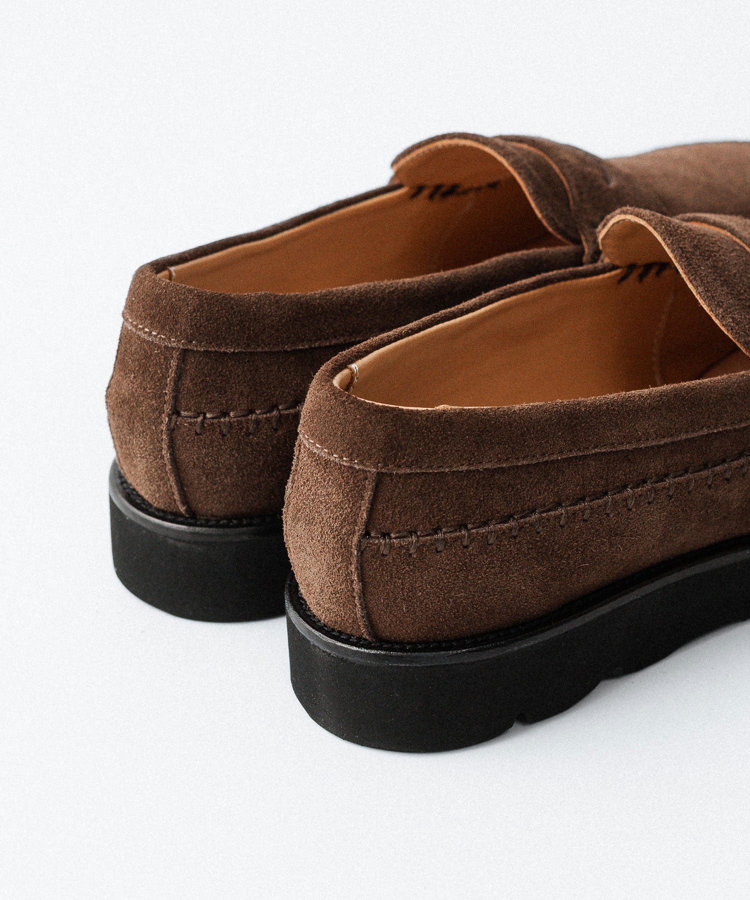 25aw 新品 MARBOT マルボー スウェード ローファー 41 Marbot 】MOCCASIN SHOES (CHRISTY CUT SOLE) - BROWN SUEDE | 公式