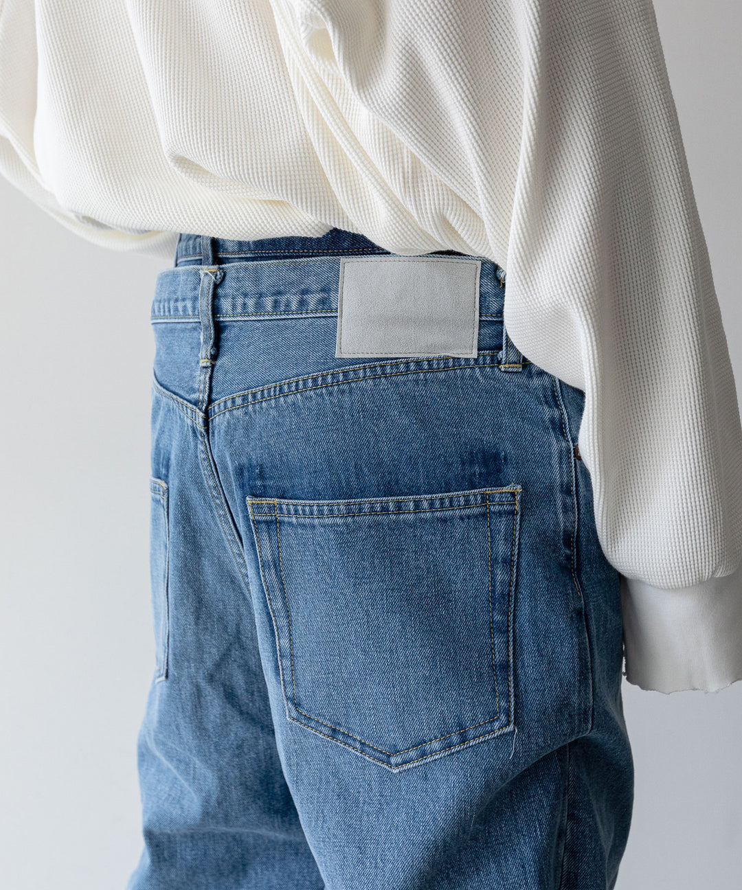 stein(シュタイン)の23AWコレクションTIMELESS LAYERED DENIM JEANSのINDIGO