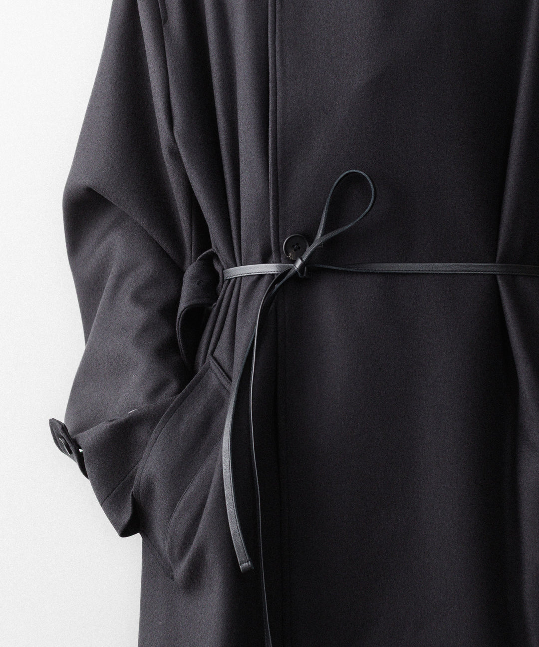 ssstein(シュタイン)のWOOL MELTON OVERSIZED DOUBLE BREASTED COAT - DARK CHARCOALの公式通販サイトsession福岡セレクトショップ