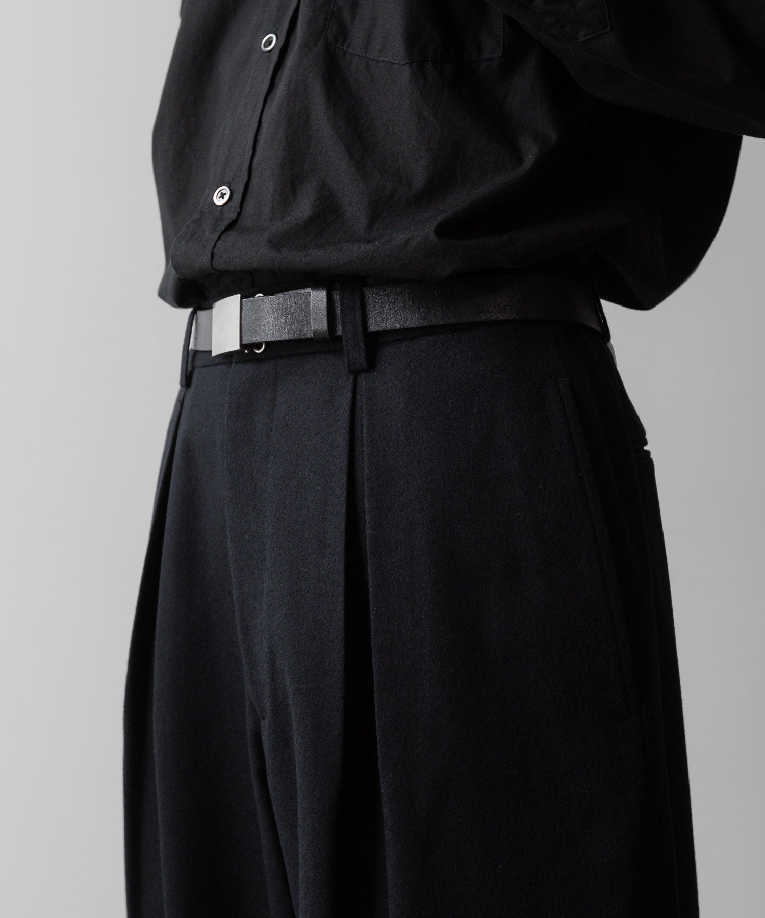 ssstein(シュタイン)の24AWコレクション EASY WIDE TROUSERS (2/72梳毛フラノ) - BLACK 公式通販サイトsession福岡セレクトショップ