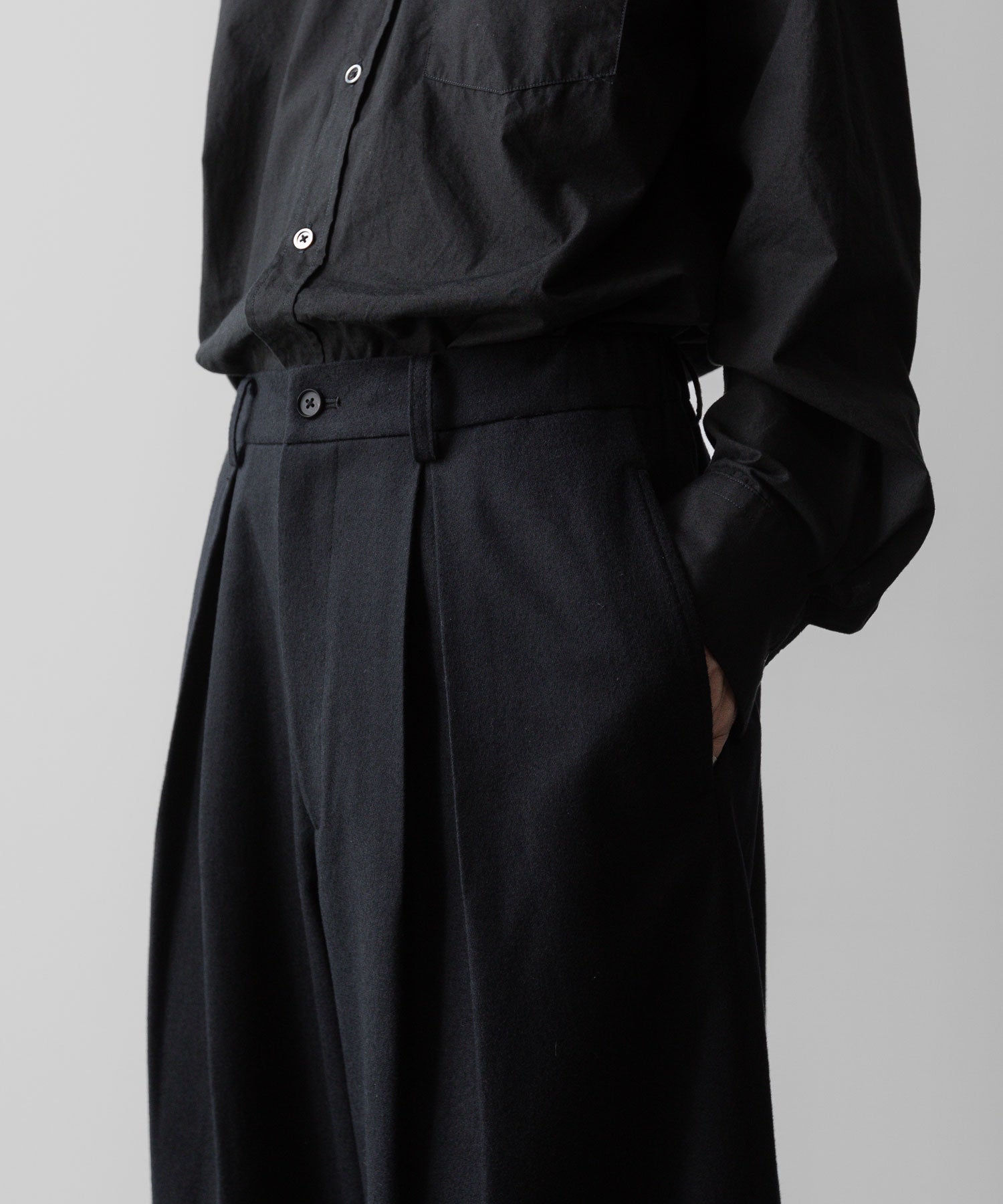 ssstein(シュタイン)の24AWコレクション EASY WIDE TROUSERS (2/72梳毛フラノ) - BLACK 公式通販サイトsession福岡セレクトショップ