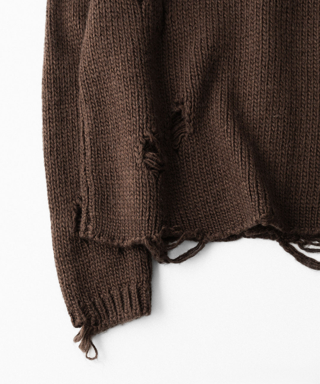 【CODA】DARK BROWN 90S’ ROUND NECK THRASHED CARDIGAN - BROWN