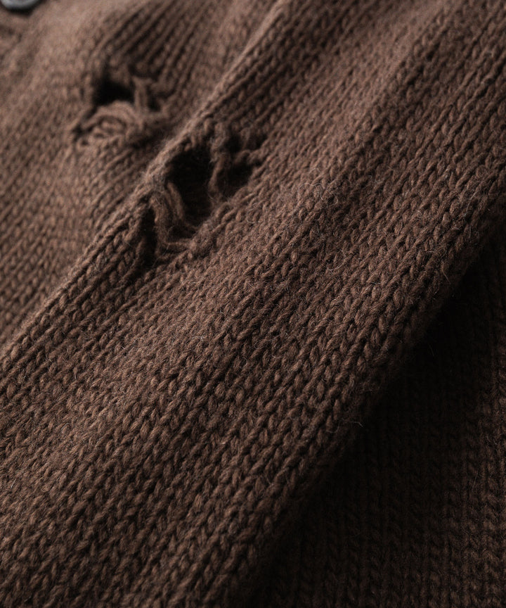 【CODA】DARK BROWN 90S’ ROUND NECK THRASHED CARDIGAN - BROWN