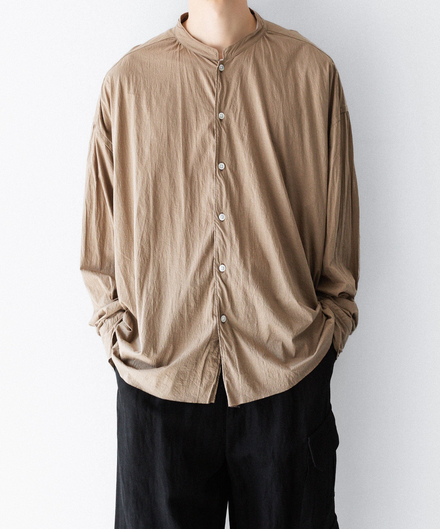KANEMASA PHIL.】46G ECLIPSE SHIRT - KHAKI BEIGE | 公式通販サイト