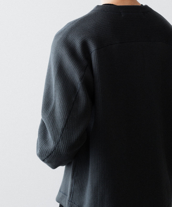 【OPPOSE DUALITY】NO COLLAR RIB ZIP TOP - BLACK