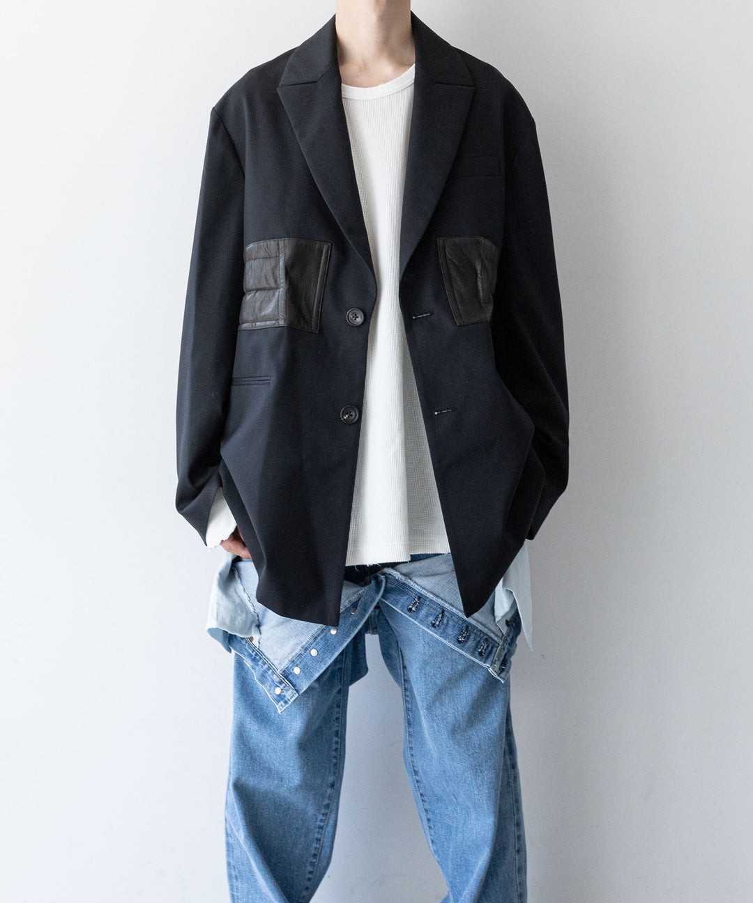 stein(シュタイン)の23AWコレクションTIMELESS LAYERED DENIM JEANSのINDIGO