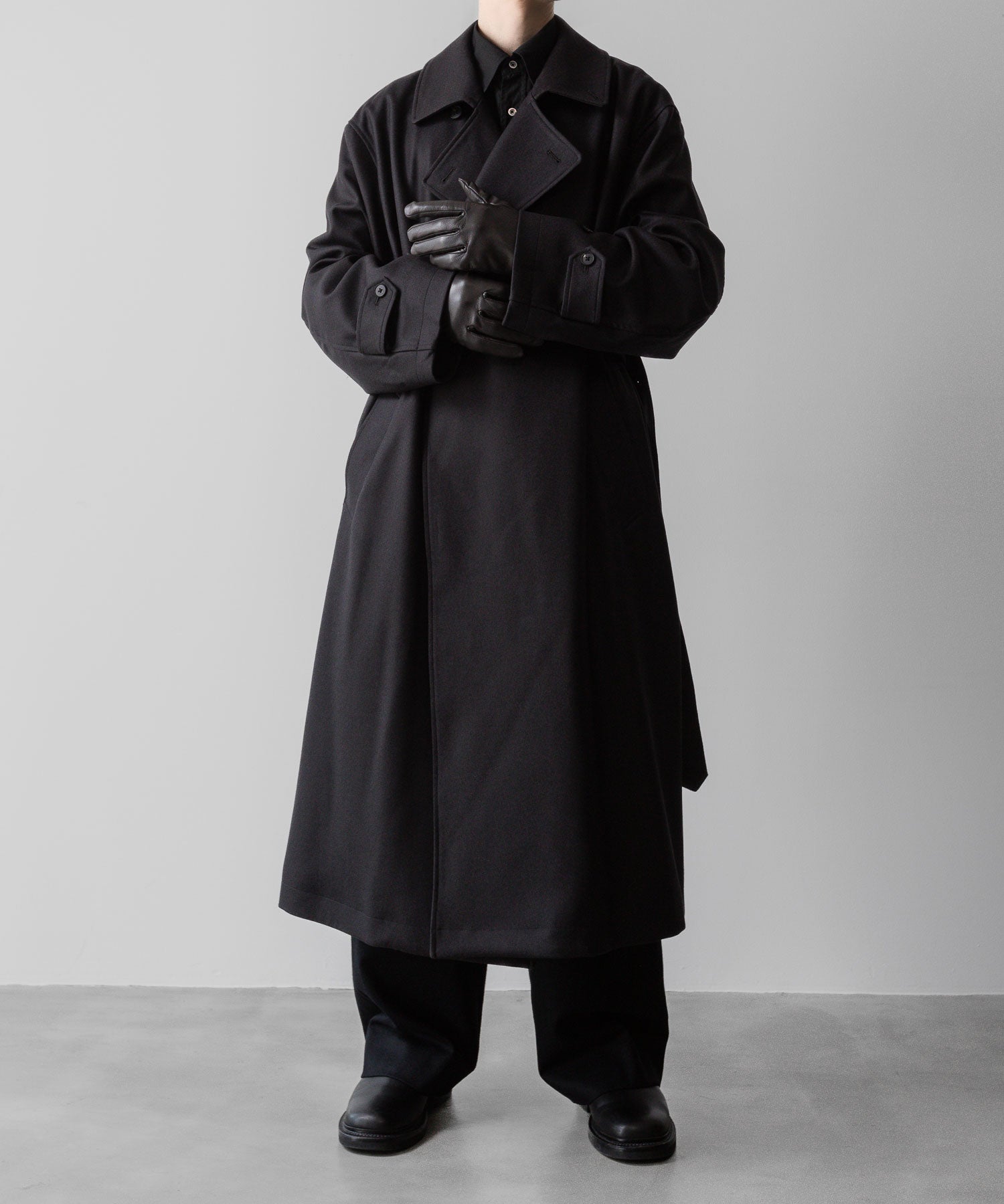 ssstein(シュタイン)の24AWコレクション OVERSIZED DOUBLE BREASTED COAT - DARK CHARCOAL 公式通販サイトsession福岡セレクトショップ