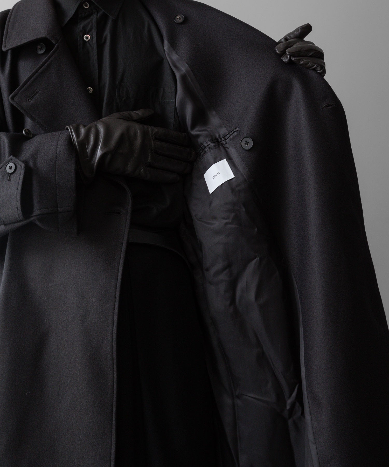 ssstein(シュタイン)の24AWコレクション OVERSIZED DOUBLE BREASTED COAT - DARK CHARCOAL 公式通販サイトsession福岡セレクトショップ