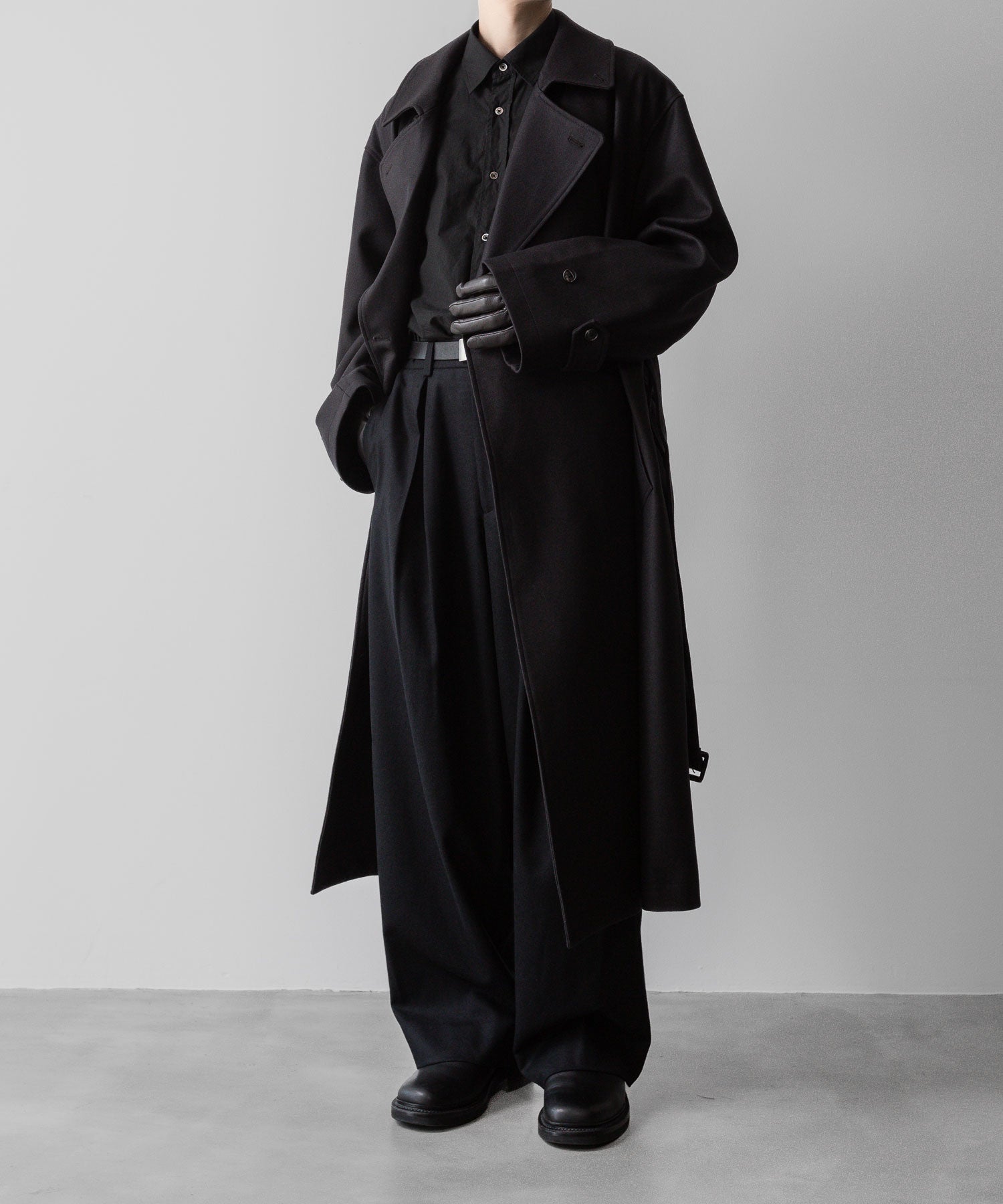 ssstein(シュタイン)の24AWコレクション OVERSIZED DOUBLE BREASTED COAT - DARK CHARCOAL 公式通販サイトsession福岡セレクトショップ