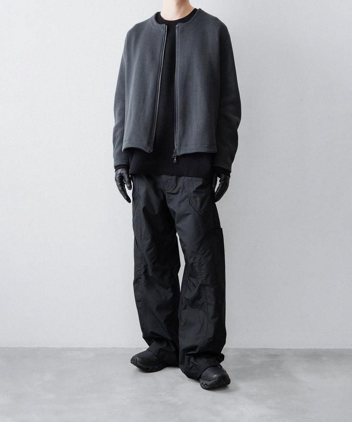 【OPPOSE DUALITY】NO COLLAR RIB ZIP TOP - BLACK