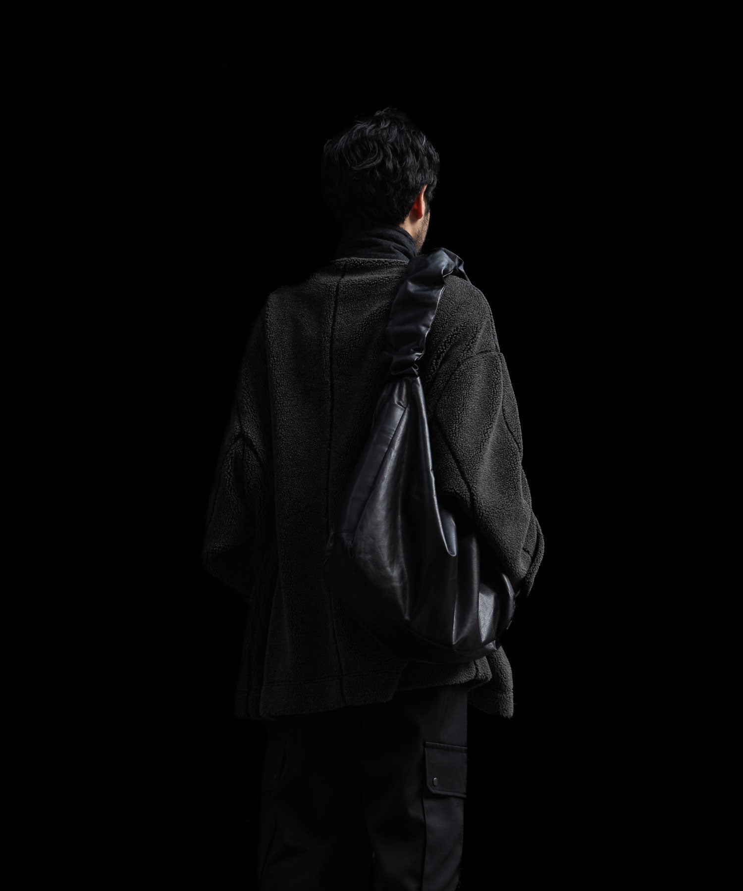 ssstein(シュタイン)のSHIRRING HANDLE LEATHER SHOULDER BAG - BLACKの公式通販サイトsession福岡セレクトショップ