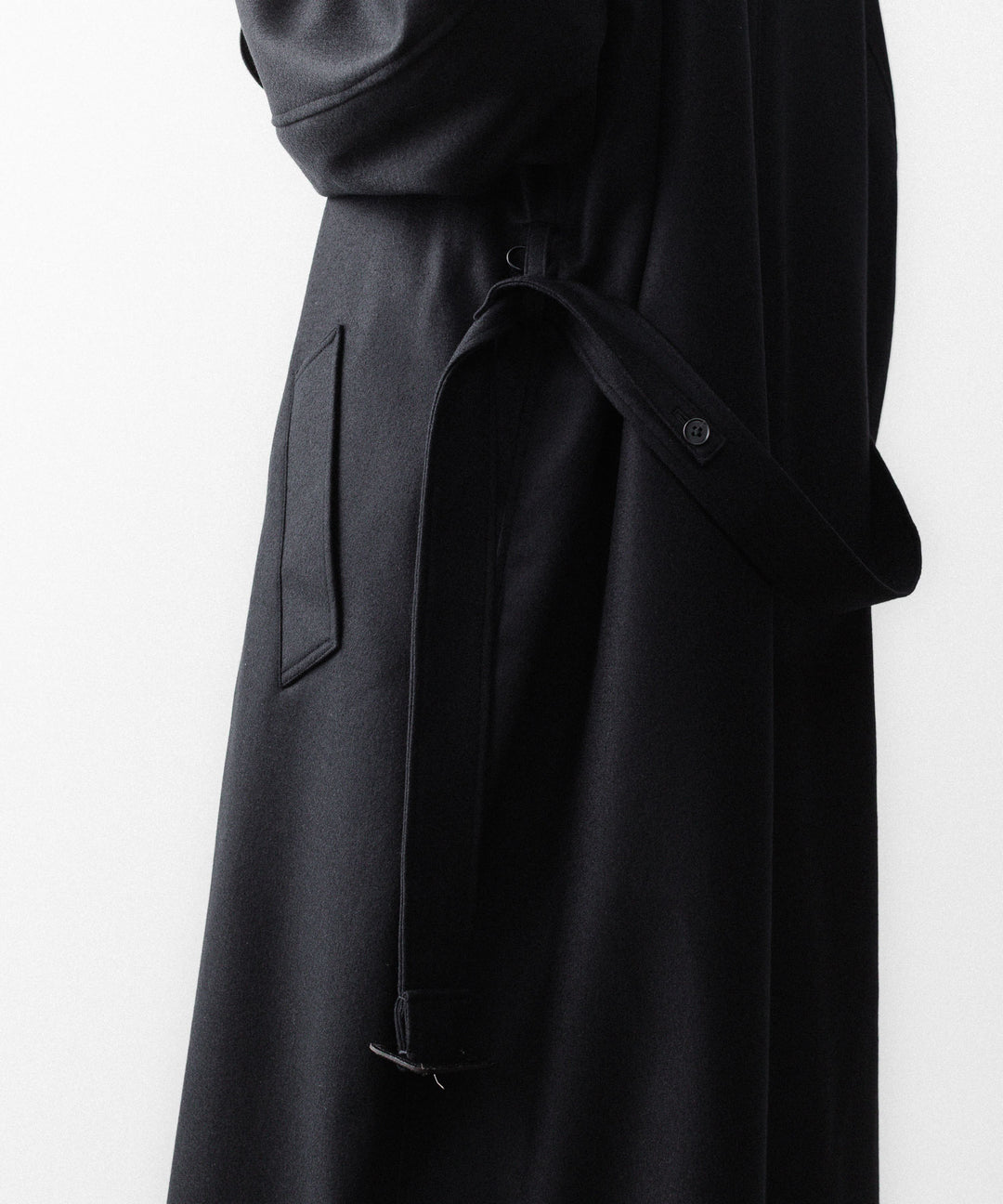 ssstein(シュタイン)のWOOL MELTON OVERSIZED DOUBLE BREASTED COAT - BLACKの公式通販サイトsession福岡セレクトショップ