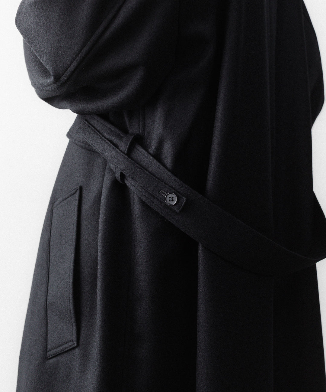 ssstein(シュタイン)のWOOL MELTON OVERSIZED DOUBLE BREASTED COAT - BLACKの公式通販サイトsession福岡セレクトショップ