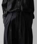 画像をギャラリービューアに読み込む, ssstein(シュタイン)の24AWコレクション EASY WIDE TROUSERS (2/72梳毛フラノ) - BLACK 公式通販サイトsession福岡セレクトショップ
