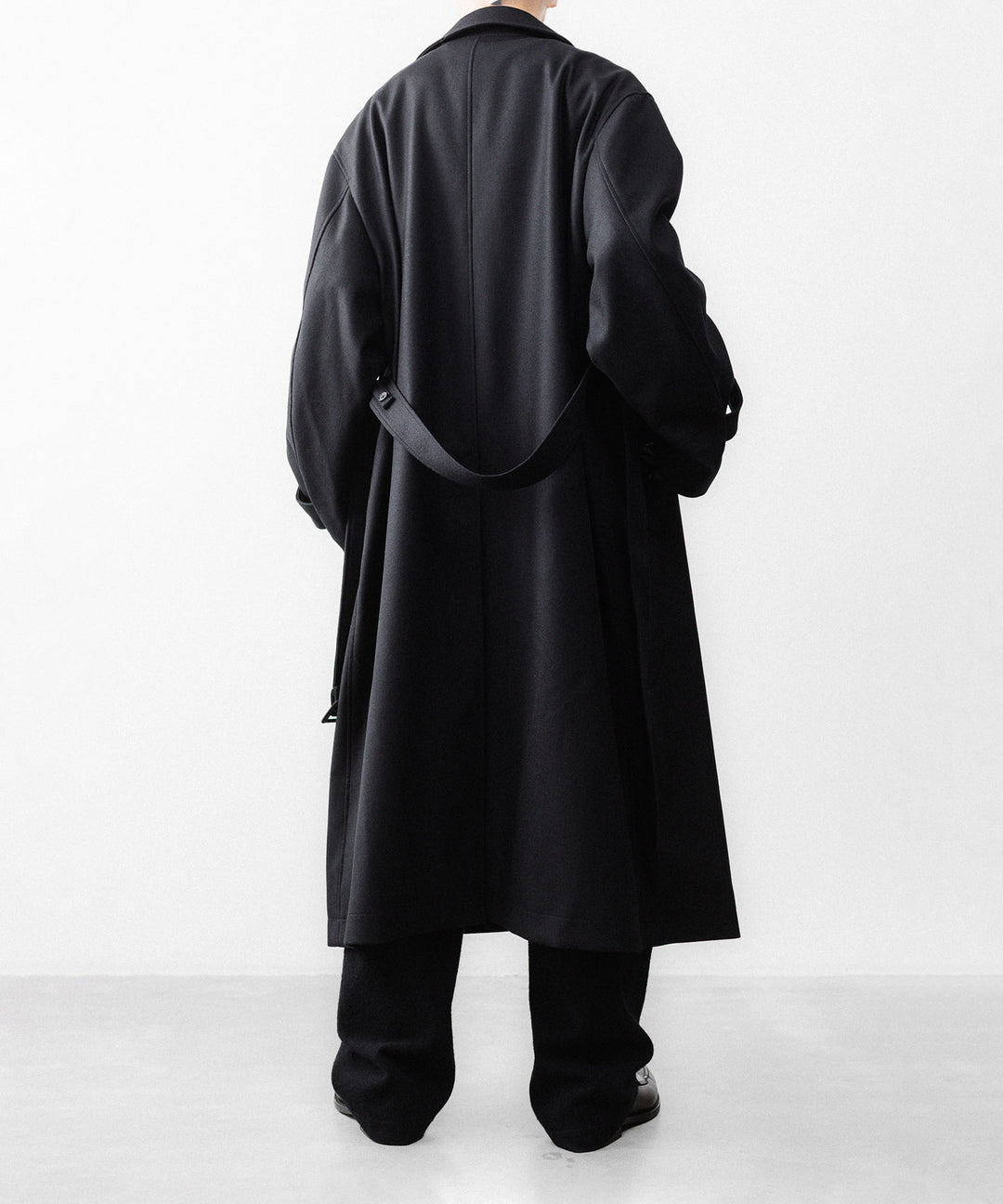 ssstein(シュタイン)のWOOL MELTON OVERSIZED DOUBLE BREASTED COAT - BLACKの公式通販サイトsession福岡セレクトショップ