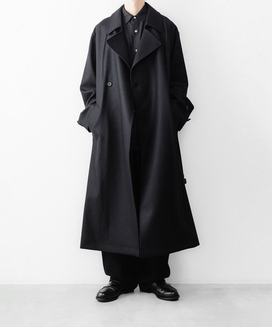ssstein(シュタイン)のWOOL MELTON OVERSIZED DOUBLE BREASTED COAT - BLACKの公式通販サイトsession福岡セレクトショップ
