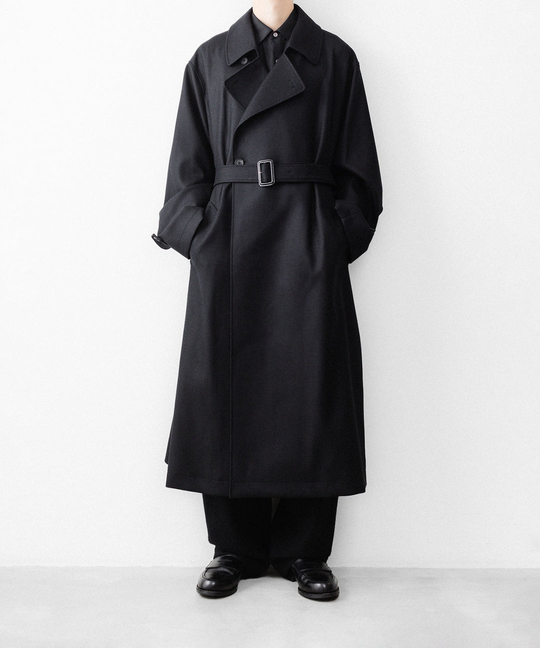 ssstein(シュタイン)のWOOL MELTON OVERSIZED DOUBLE BREASTED COAT - BLACKの公式通販サイトsession福岡セレクトショップ