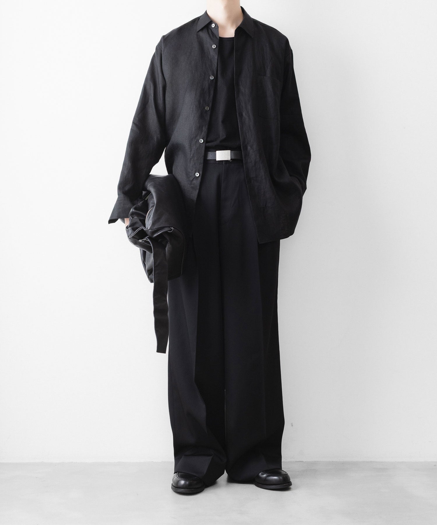 ssstein / シュタイン】LIGHT LINEN OVERSIZED LS SHIRT - BLACK