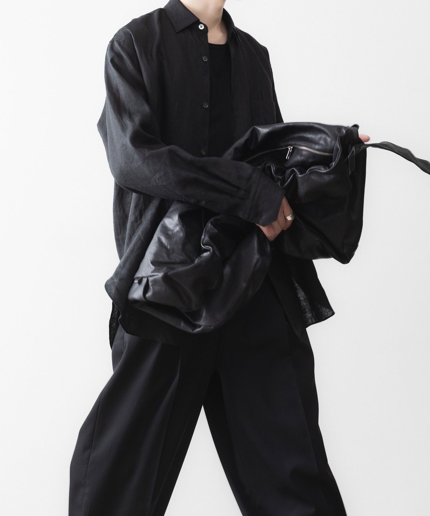 ssstein / シュタイン】LIGHT LINEN OVERSIZED LS SHIRT - BLACK