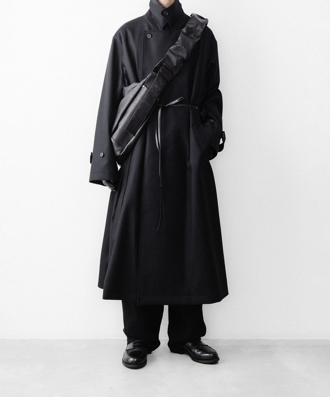 ssstein(シュタイン)のWOOL MELTON OVERSIZED DOUBLE BREASTED COAT - BLACKの公式通販サイトsession福岡セレクトショップ