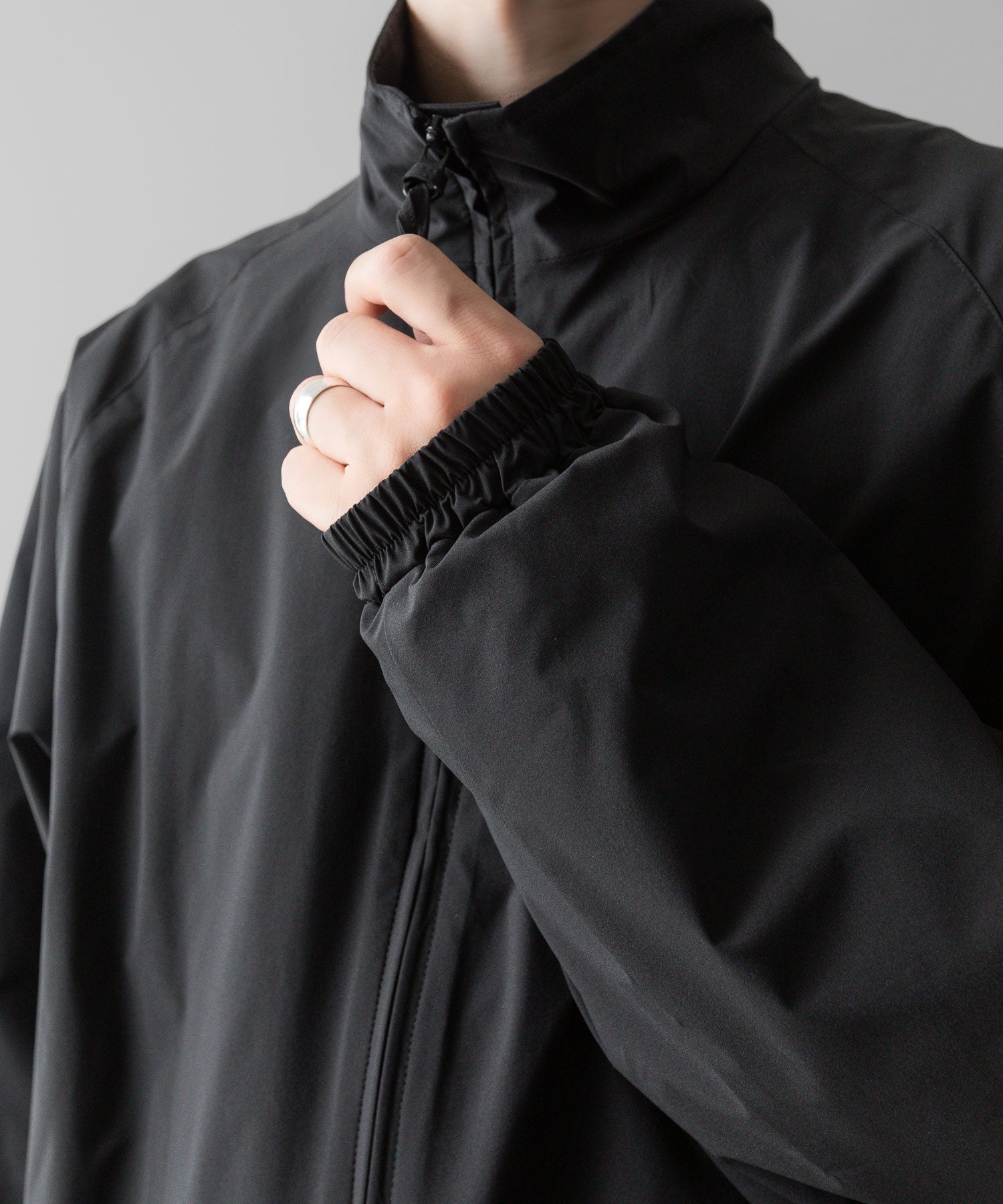 ssstein(シュタイン)の24AWコレクション WINDBREAKER STAND COLLAR JACKET - BLACK 公式通販サイトsession福岡セレクトショップ