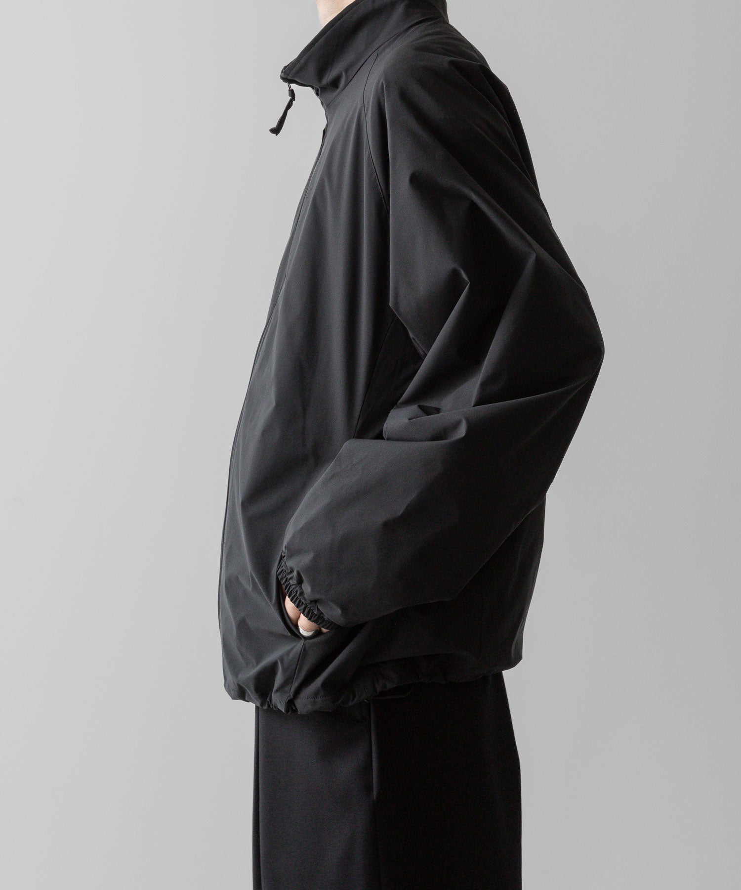 ssstein(シュタイン)の24AWコレクション WINDBREAKER STAND COLLAR JACKET - BLACK 公式通販サイトsession福岡セレクトショップ