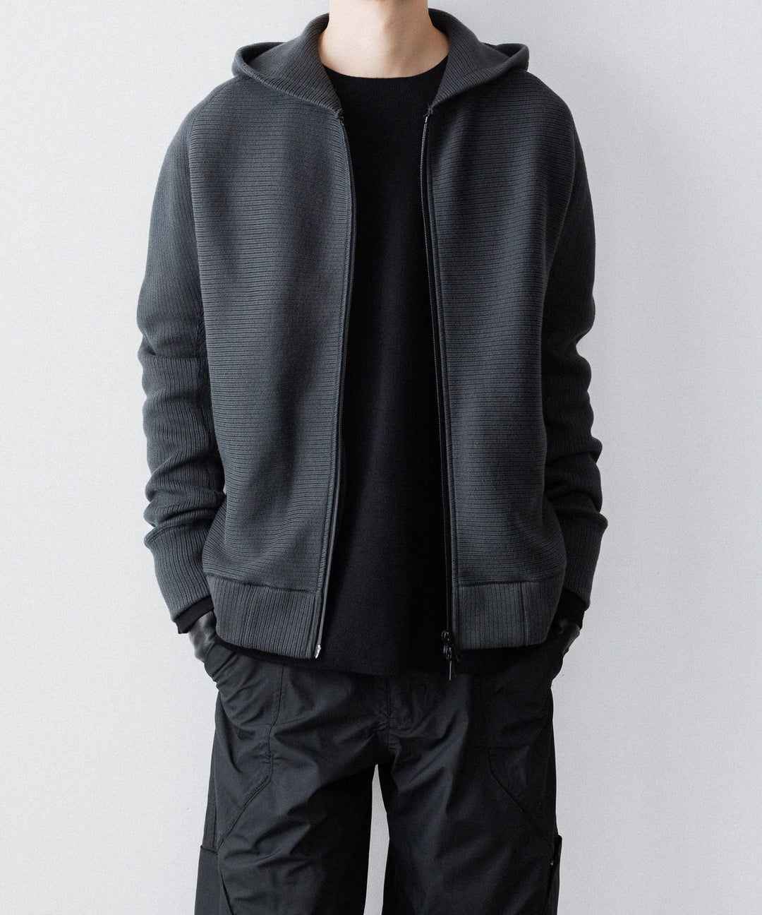 【OPPOSE DUALITY】ZIP UP RIB HOODIE - BLACK