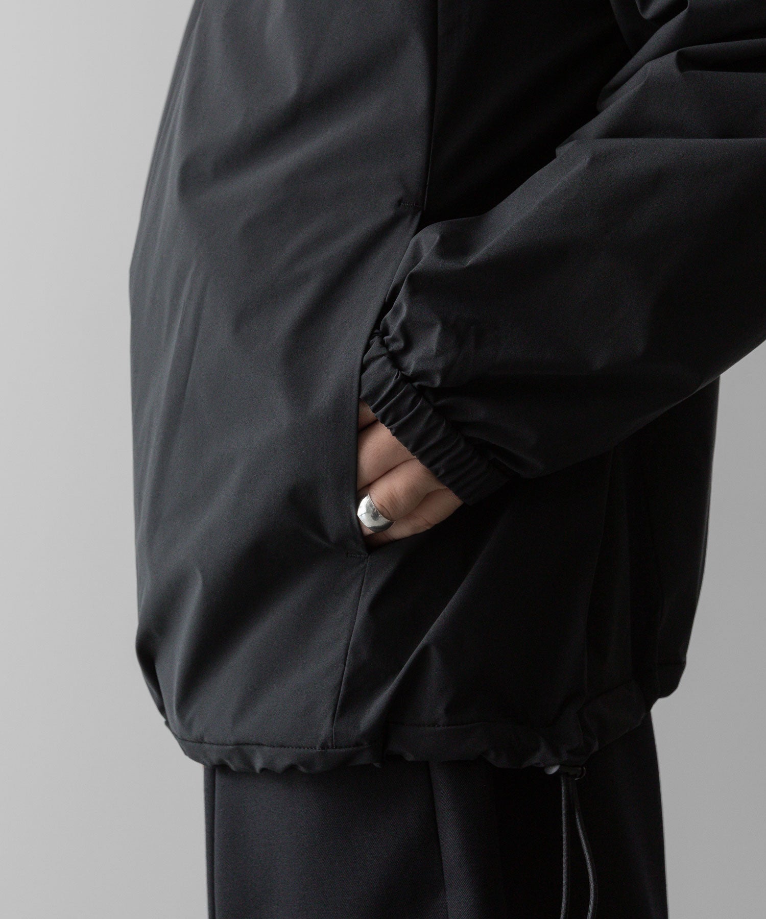 ssstein(シュタイン)の24AWコレクション WINDBREAKER NYLON HALF ZIP PULLOVER - BLACK 公式通販サイトsession福岡セレクトショップ