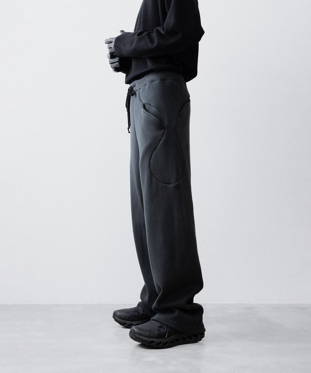 OPPOSE DUALITY-オポーズデュアリティのSUB ONG RIB SWEAT PANTSのBLACK