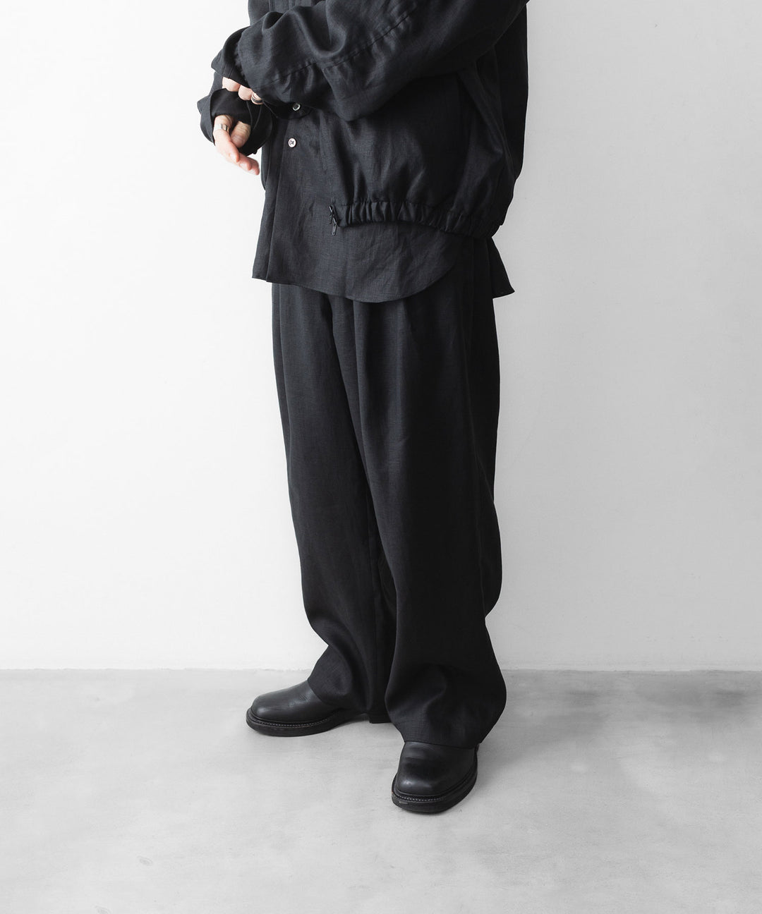 ssstein(シュタイン)のLIGHT LINEN WIDE EASY TROUSERS - BLACKの公式通販サイトsession福岡セレクトショップ