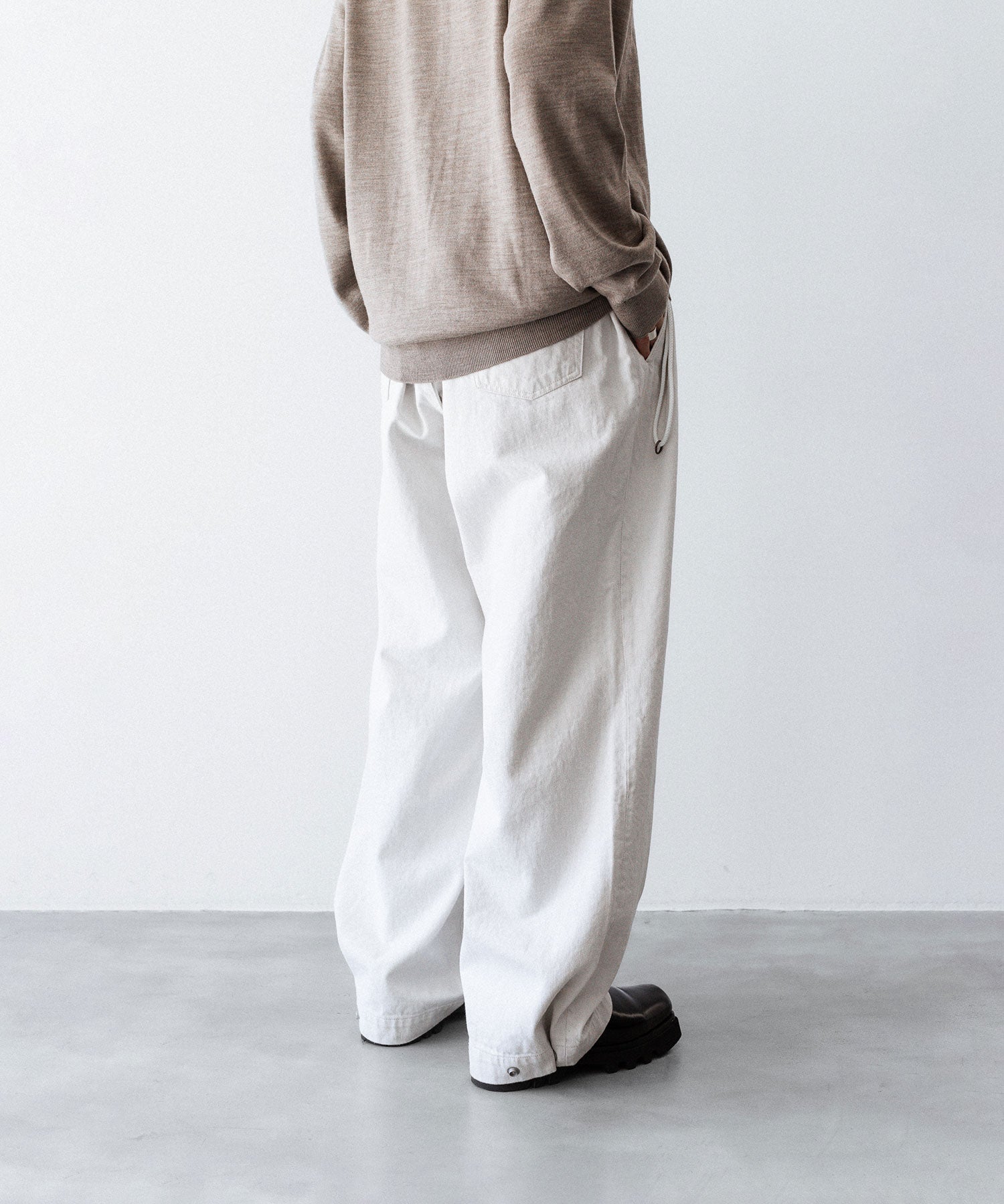 ANTHEM A アンセムエーのWASHED DENIM NO-BRAINER PANTSのECRU 公式通販サイトsession福岡セレクトショップ