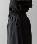 画像をギャラリービューアに読み込む, ssstein(シュタイン)の24AWコレクション WINDBREAKER EASY WIDE TROUSERS - BLACK 公式通販サイトsession福岡セレクトショップ
