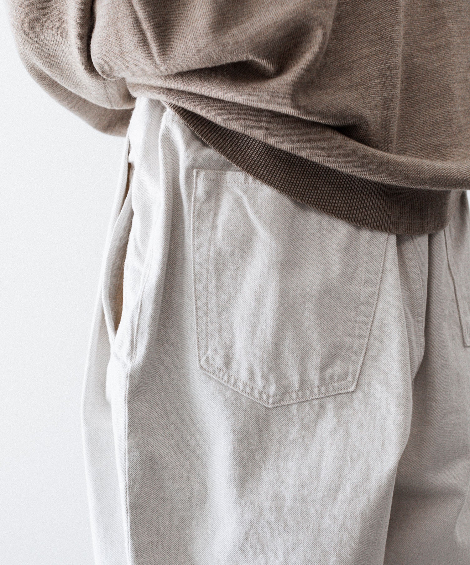 ANTHEM A アンセムエーのWASHED DENIM NO-BRAINER PANTSのECRU 公式通販サイトsession福岡セレクトショップ