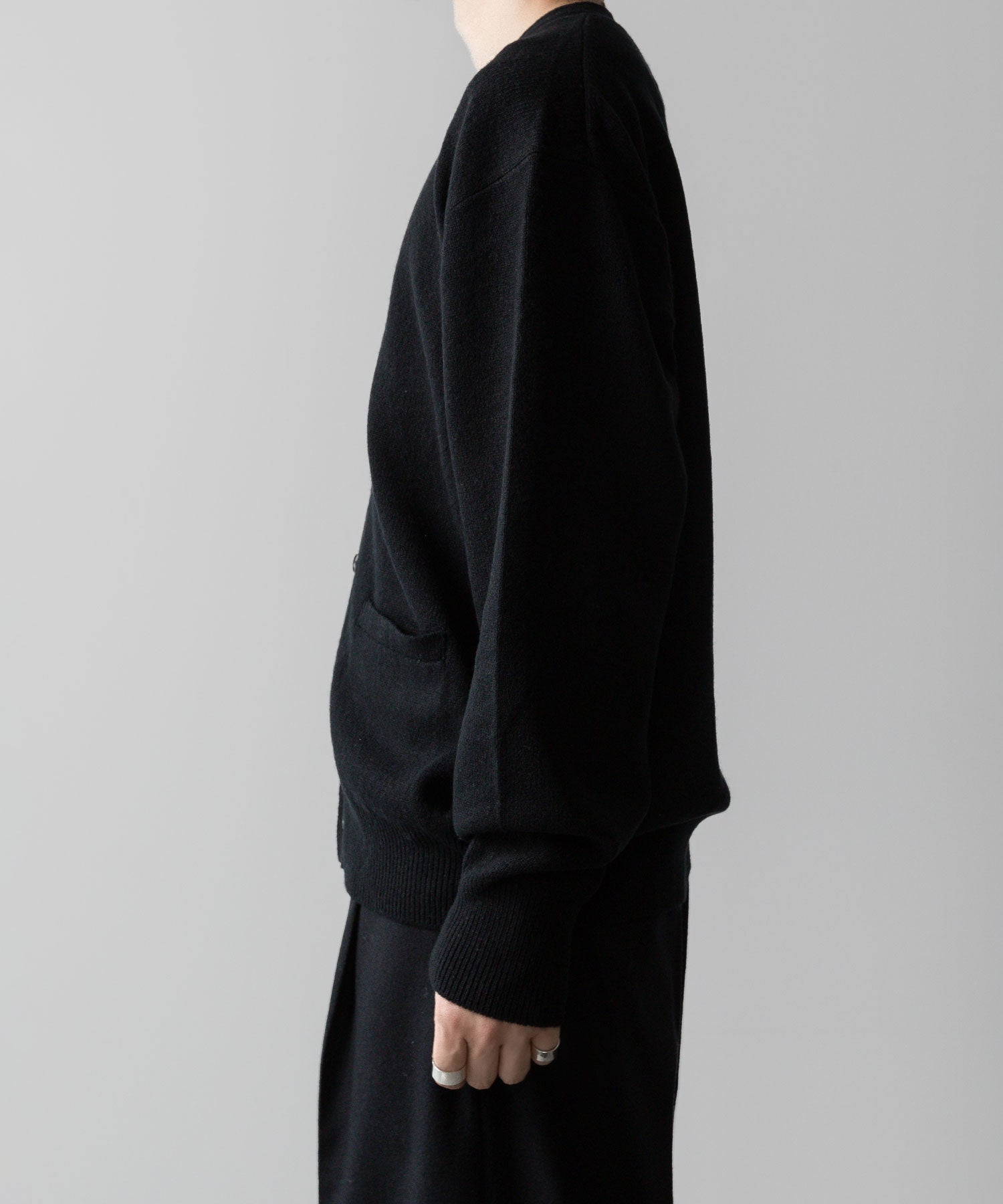 ssstein(シュタイン)の24AWコレクション EXTRA FINE WOOL KNIT CARDIGAN - BLACK 公式通販サイトsession福岡セレクトショップ