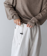 画像をギャラリービューアに読み込む, ANTHEM A アンセムエーのWASHED DENIM NO-BRAINER PANTSのECRU 公式通販サイトsession福岡セレクトショップ
