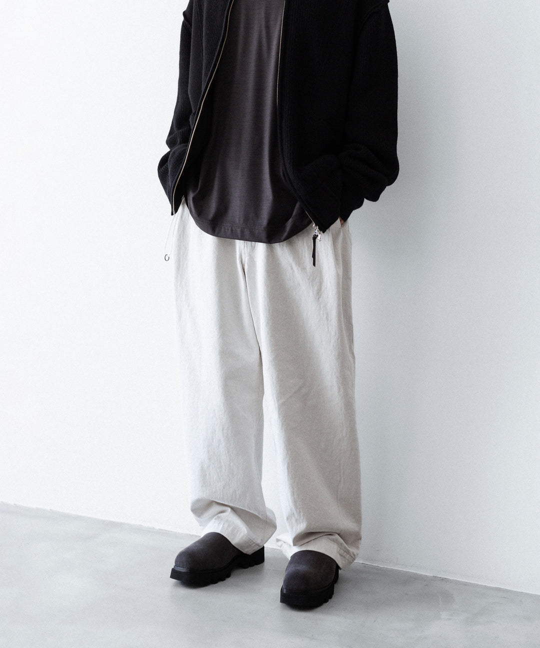 ANTHEM A アンセムエーのWASHED DENIM NO-BRAINER PANTSのECRU 公式通販サイトsession福岡セレクトショップ
