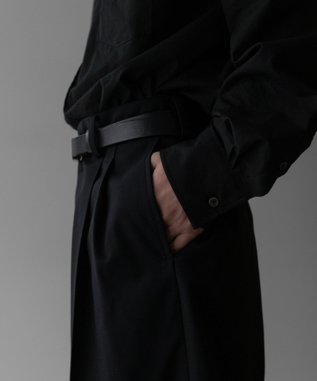 stein(シュタイン)の24SSコレクションLONG WIDE TROUSERS のBLACK