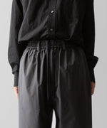 画像をギャラリービューアに読み込む, ssstein(シュタイン)の24AWコレクション WINDBREAKER EASY WIDE TROUSERS - CHARCOAL 公式通販サイトsession福岡セレクトショップ
