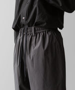 画像をギャラリービューアに読み込む, ssstein(シュタイン)の24AWコレクション WINDBREAKER EASY WIDE TROUSERS - CHARCOAL 公式通販サイトsession福岡セレクトショップ
