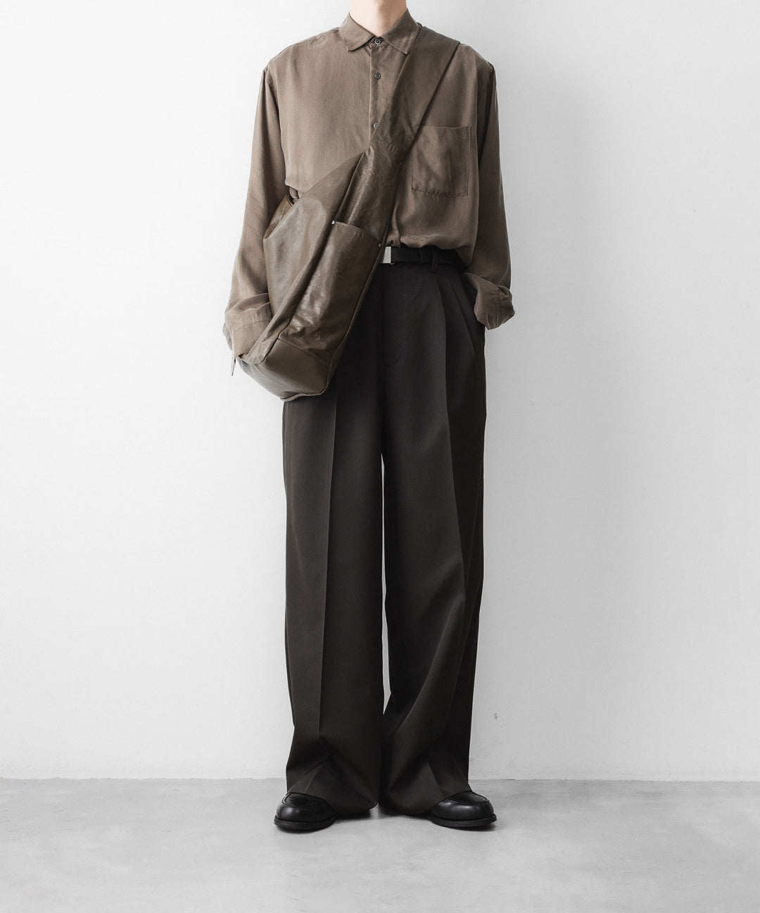 ssstein(シュタイン)のEASY LONG WIDE TROUSERS - GREY KHAKIの公式通販サイトsession福岡セレクトショップ