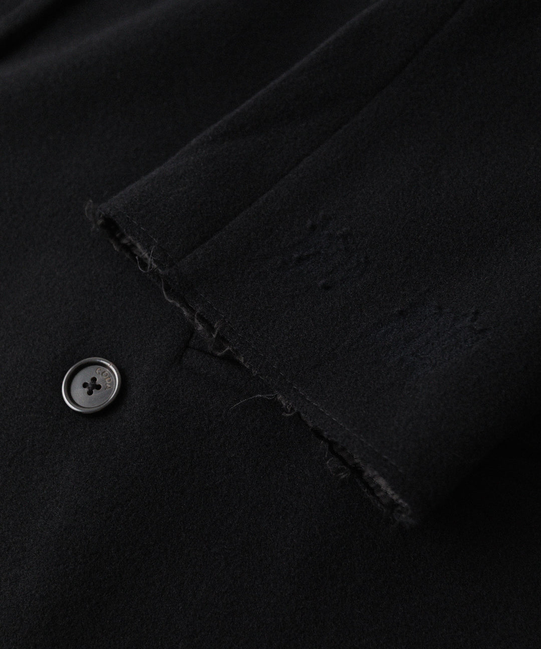【CODA】BLACK WOOL CUT OUT DISTRESSED DORIAN COAT - BLACK